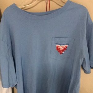 Southern Tide t shirt
